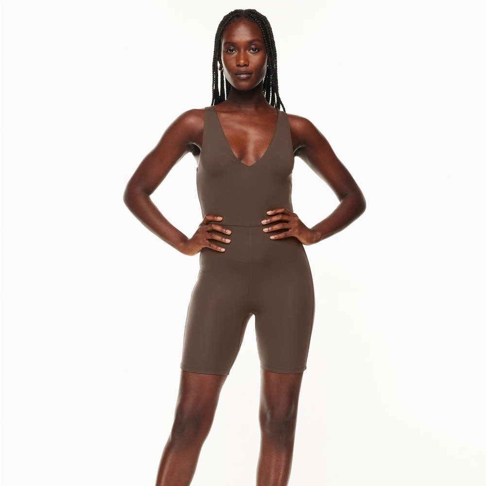 Artizia Babaton Contour V-neck Romper size XS brown